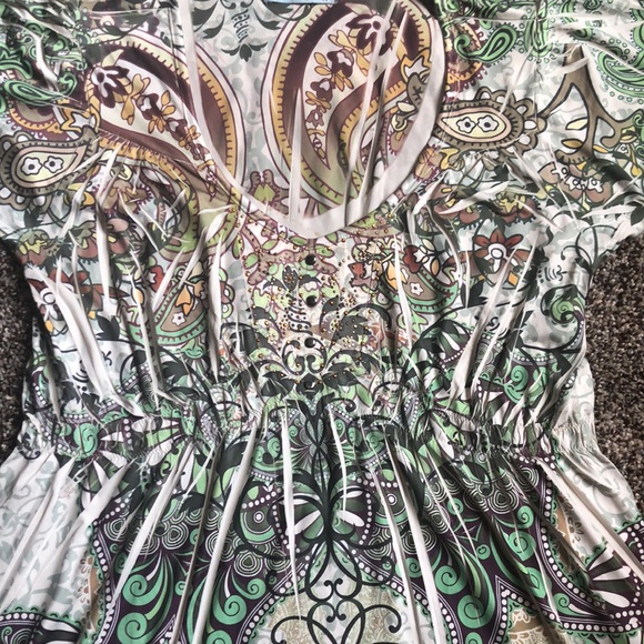 Blouse with elastic band - Picture 2 of 3